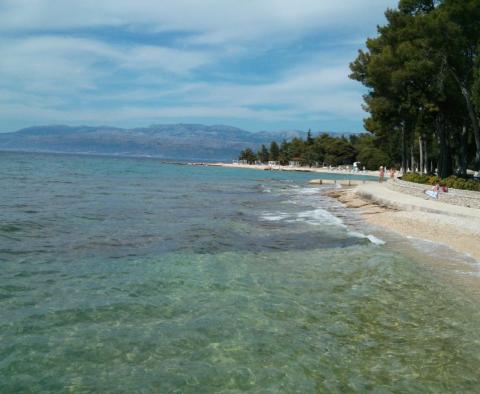 Großes städtisches Grundstück in Supetar, Insel Brac, 70 m vom Meer entfernt, zu verkaufen - foto 7
