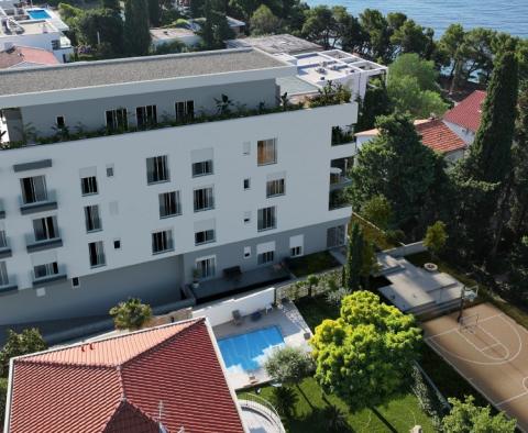 Luxusní penthouse pouhých 100 metrů od moře ve Splitu na prodej - pic 4