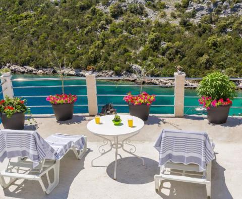 Beautiful house in Trogir area, 30 meters from the sea, for sale - pic 12