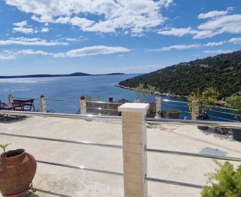 Beautiful house in Trogir area, 30 meters from the sea, for sale - pic 39