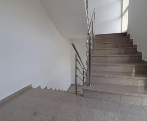 Wohnung am Meer, 80 m vom Meer in Smokvica, zu verkaufen - foto 17