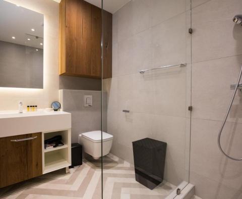 Luxusní vila 300 m od moře v oblasti Dubrovníku na prodej - pic 20