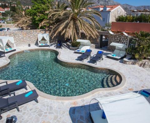Luxusní vila 300 m od moře v oblasti Dubrovníku na prodej - pic 30
