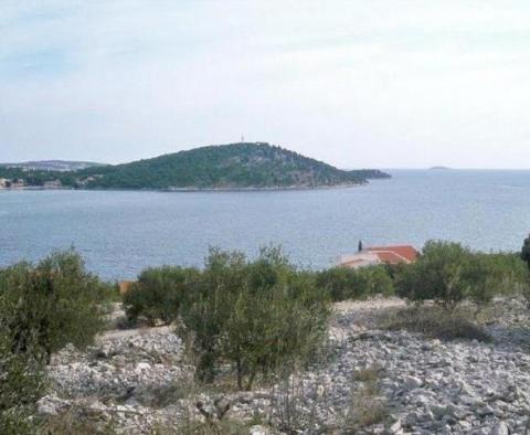 Ein wunderschönes, urbanisiertes Grundstück mit herrlichem Meerblick, Ražanj, Sibenik - foto 3