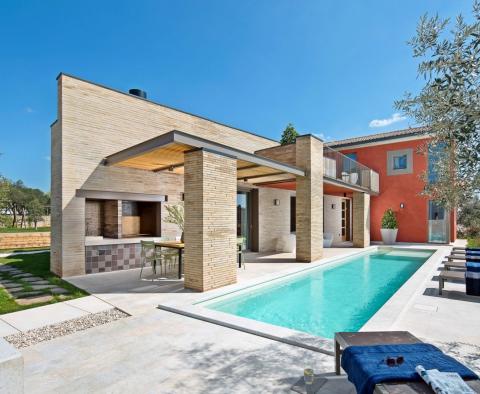 Villa design près de la mer à Fazana, à vendre - pic 3