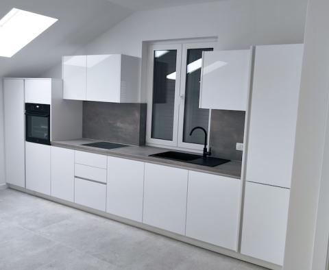 Appartements charmants en première ligne à Preko, Ugljan, à vendre - pic 7