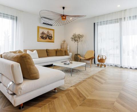 Villa moderne exceptionnelle sur Krk, à 1800 m de la mer, à vendre - pic 18