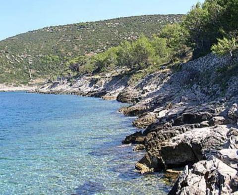 Unique possibility to build a LUX-class villa on the FIRST LINE in a peaceful bay on the Island of Brac near Povlja! - pic 10