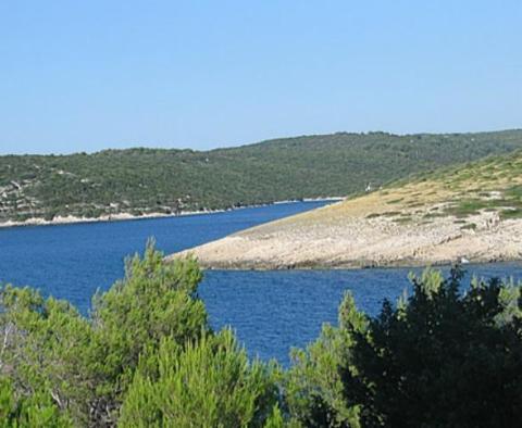 Unique possibility to build a LUX-class villa on the FIRST LINE in a peaceful bay on the Island of Brac near Povlja! - pic 12