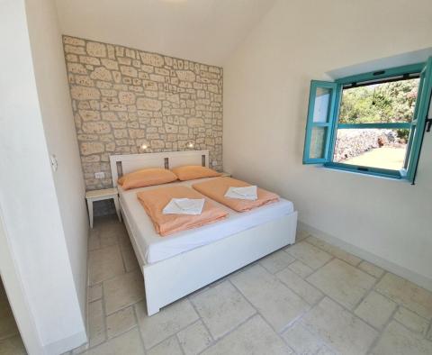 Three Provence-style stone houses on Mali Losinj, on 2,5 hectares of land, for sale - pic 11