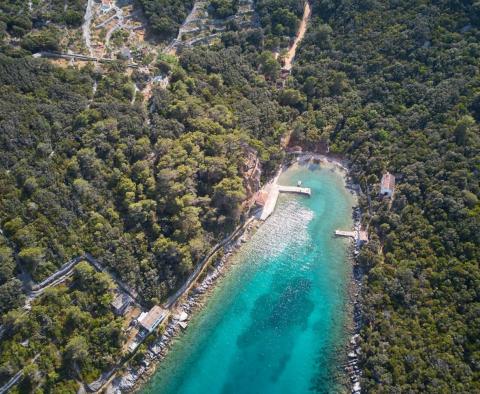 Three Provence-style stone houses on Mali Losinj, on 2,5 hectares of land, for sale - pic 60
