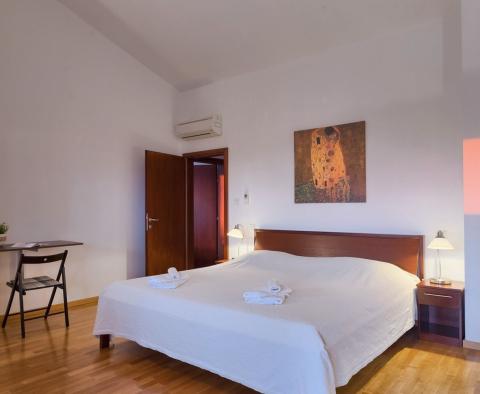 Impozáns vidéki villa medencével a Porec környékén, eladó - pic 30