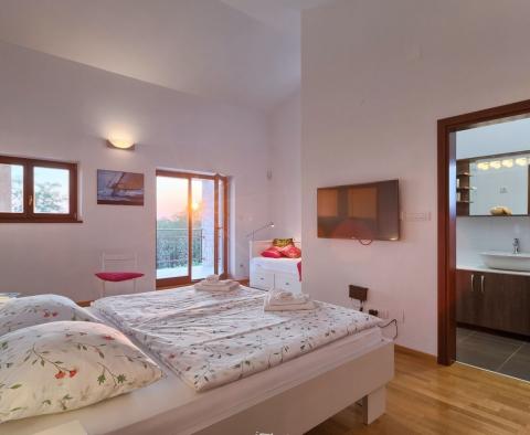 Impozáns vidéki villa medencével a Porec környékén, eladó - pic 33