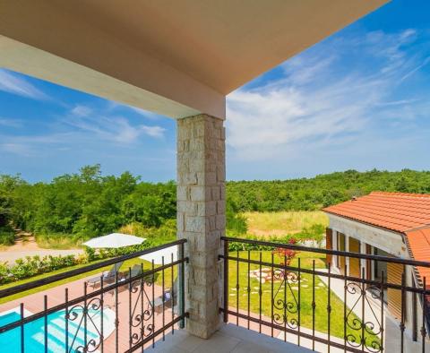 Impozáns vidéki villa medencével a Porec környékén, eladó - pic 42
