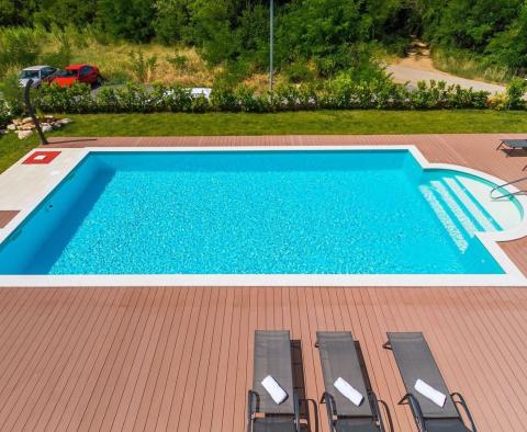Impozáns vidéki villa medencével a Porec környékén, eladó - pic 48