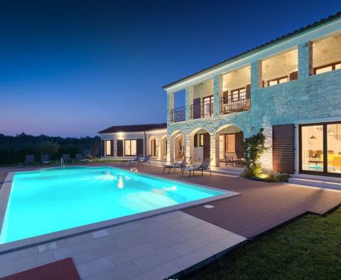 Impozáns vidéki villa medencével a Porec környékén, eladó - pic 53