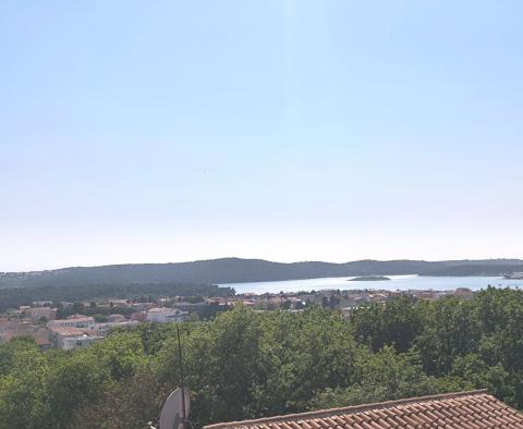 Duplex apartment with panoramic sea view in Medulin, in a lux residence with pool, for sale - pic 3