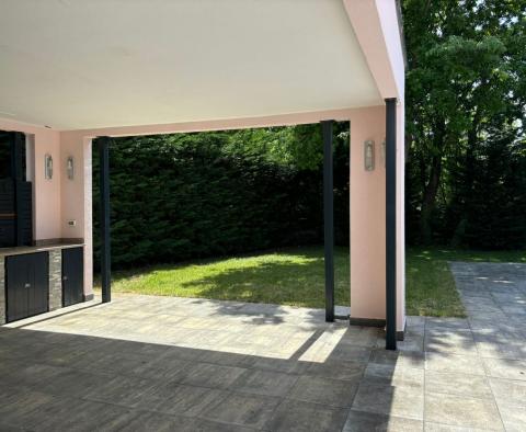 Kis villa Juršićiben, Svetvinčenenat, eladó - pic 11