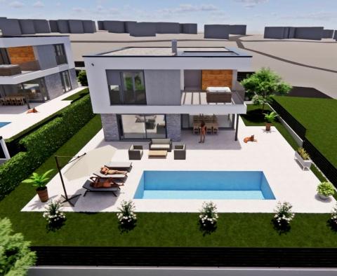 Villa Porečben, 4 km-re a tengertől, eladó - pic 2