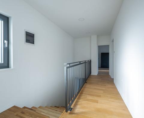 Vila v Rakalji, Marčana, 1500 m od moře, na prodej - pic 18