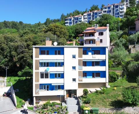Sehr selten! Möblierte Wohnung mit Meerblick in Rabac, zu verkaufen! - foto 2
