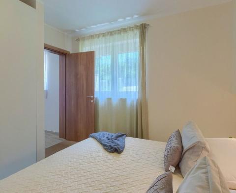 Nagyon különleges villa medencével, 4260 m²-es tágas területen és teljes magánélettel, Krsan környékén, eladó - pic 23