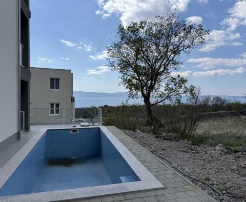 Moderne Wohnung in einem Komplex mit Gemeinschaftspool 60m vom Meer in Smokvica, zu verkaufen - foto 6