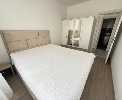Moderne Wohnung in einem Komplex mit Gemeinschaftspool 60m vom Meer in Smokvica, zu verkaufen - foto 14