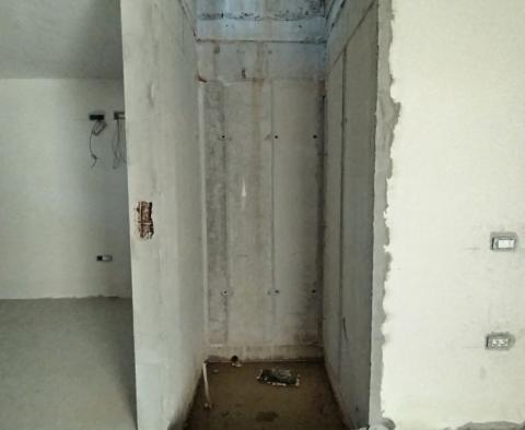 Propriété exceptionnelle à Fažana, super populaire, à 150 m de la plage, à vendre - pic 13