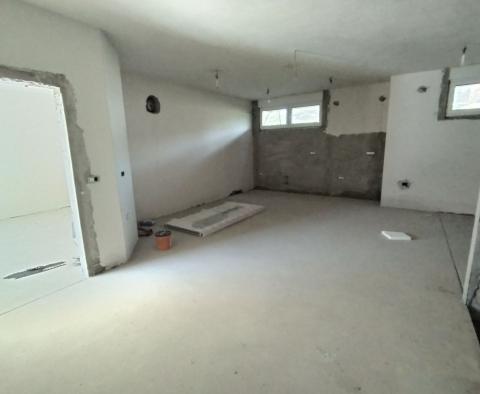 Propriété exceptionnelle à Fažana, super populaire, à 150 m de la plage, à vendre - pic 14