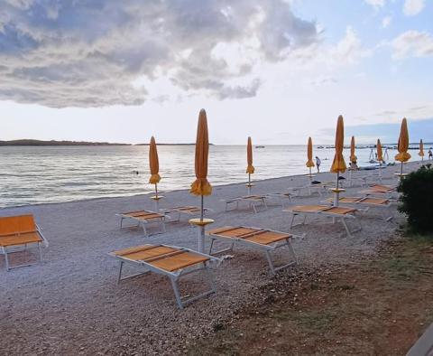 Propriété exceptionnelle à Fažana, super populaire, à 150 m de la plage, à vendre - pic 46