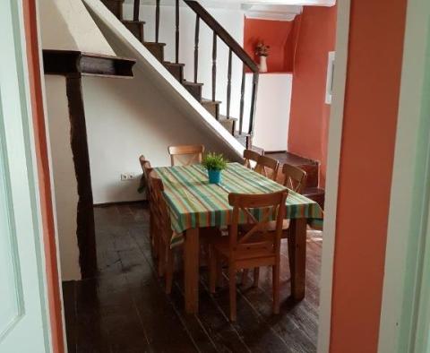 Kamenná pohádka v oblasti Motovun, na pozemku o rozloze 2891 m², na prodej - pic 34