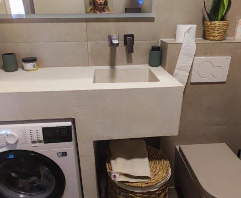 Nowy penthouse w Strożanacu, 500m od morza, z tarasem na dachu i ogrodem, na sprzedaż - pic 11