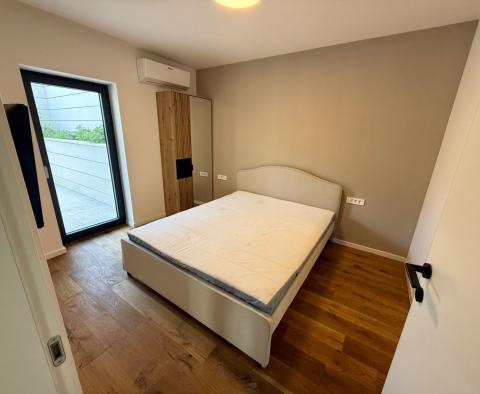 Appartement exclusif neuf à Crikvenica, avec piscine et garage à vendre - pic 9