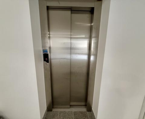 Appartement exclusif neuf à Crikvenica, avec piscine et garage à vendre - pic 13