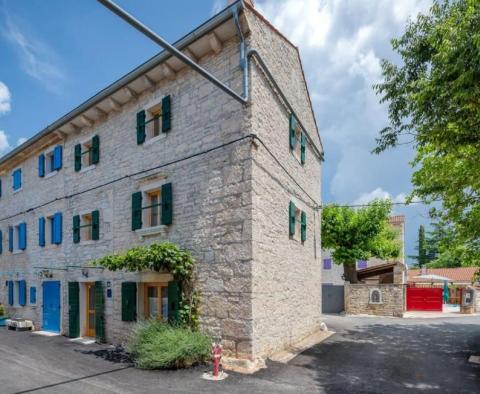 Deux maisons en pierre authentiques avec piscine à Kanfanar, région de Rovinj, à vendre - pic 21