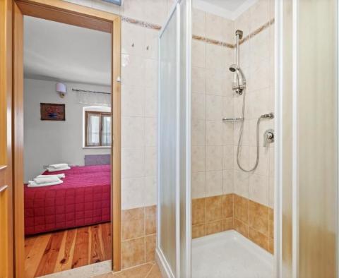 Deux maisons en pierre authentiques avec piscine à Kanfanar, région de Rovinj, à vendre - pic 36