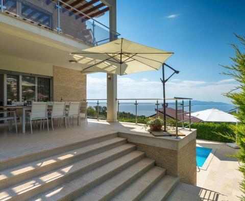 Une belle villa à Poljane sur Opatija, avec piscine, vue panoramique sur la mer et complète intimité - à nouveau à vendre ! - pic 26