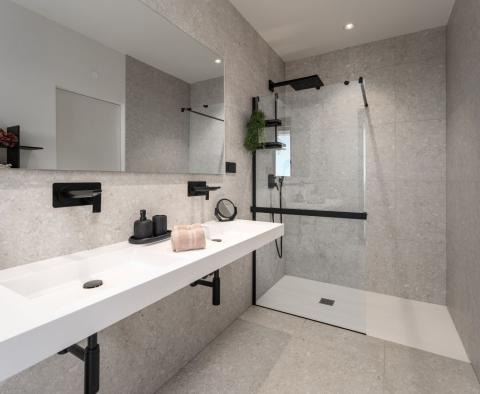 Luxus új villa tengerre néző kilátással a Labin környékén, eladó - pic 71