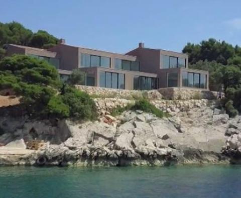 Two modern villas on an isolated island near Dubrovnik which can be united into a single villa with 422 m2 surface and 5656 m2 land plot - pic 5