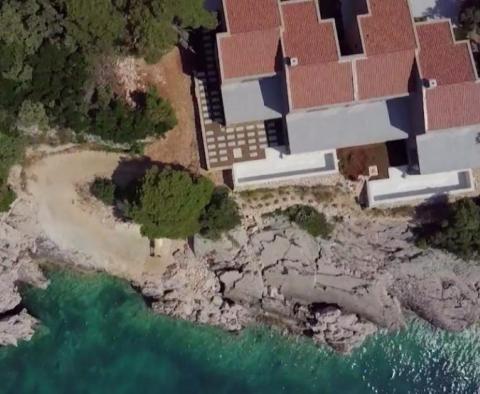 Two modern villas on an isolated island near Dubrovnik which can be united into a single villa with 422 m2 surface and 5656 m2 land plot - pic 6