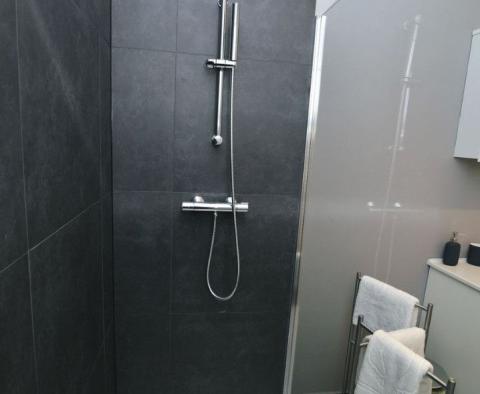 Exklusive Wohnung mit 3 Schlafzimmern, nur 50 m vom Meer in Lovran, zu verkaufen - foto 8