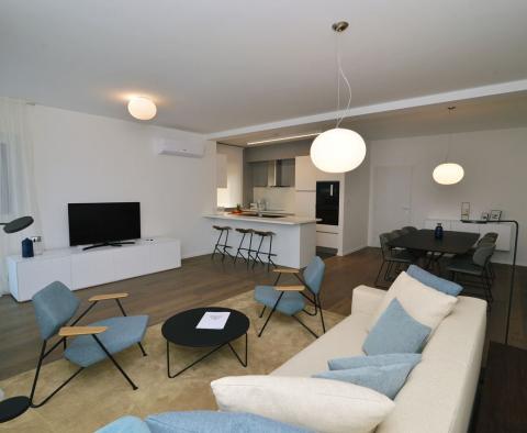 Exklusive Wohnung mit 3 Schlafzimmern, nur 50 m vom Meer in Lovran, zu verkaufen - foto 18