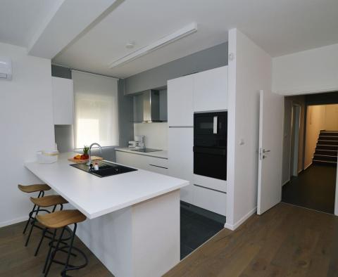 Exklusive Wohnung mit 3 Schlafzimmern, nur 50 m vom Meer in Lovran, zu verkaufen - foto 30