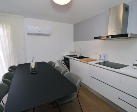 Luxuswohnung mit 3 Schlafzimmern, nur 50 m vom Meer in Lovran, zu verkaufen - foto 6
