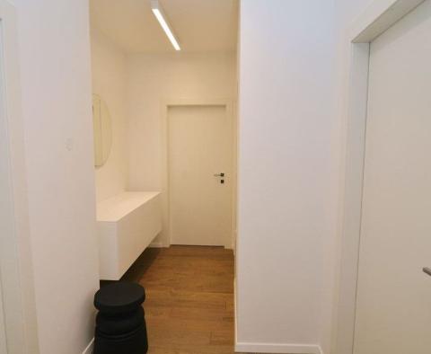 Luxuswohnung mit 3 Schlafzimmern, nur 50 m vom Meer in Lovran, zu verkaufen - foto 28