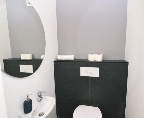 Appartement exclusif de 2 chambres, à 50 m de la mer à Lovran, à vendre - pic 14