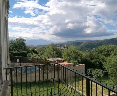 Haus in Bribir mit Meerblick, großartige Investitionsmöglichkeit, zu verkaufen - foto 4