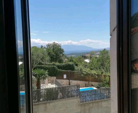 Haus in Bribir mit Meerblick, großartige Investitionsmöglichkeit, zu verkaufen - foto 5