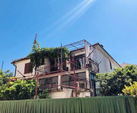 House with renovation potential in Supetar, for sale - pic 2